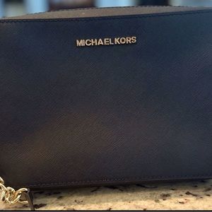 Michael Kors Jet Set Large Saffiano Leather Crossbody Bag and black MK wallet